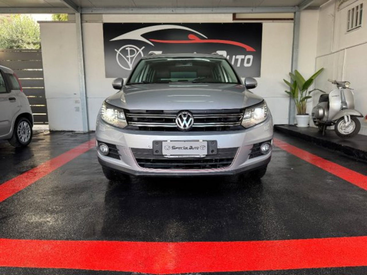 Volkswagen Tiguan 2.0 TDI 140 CV 4MOTION Track & Style (15)