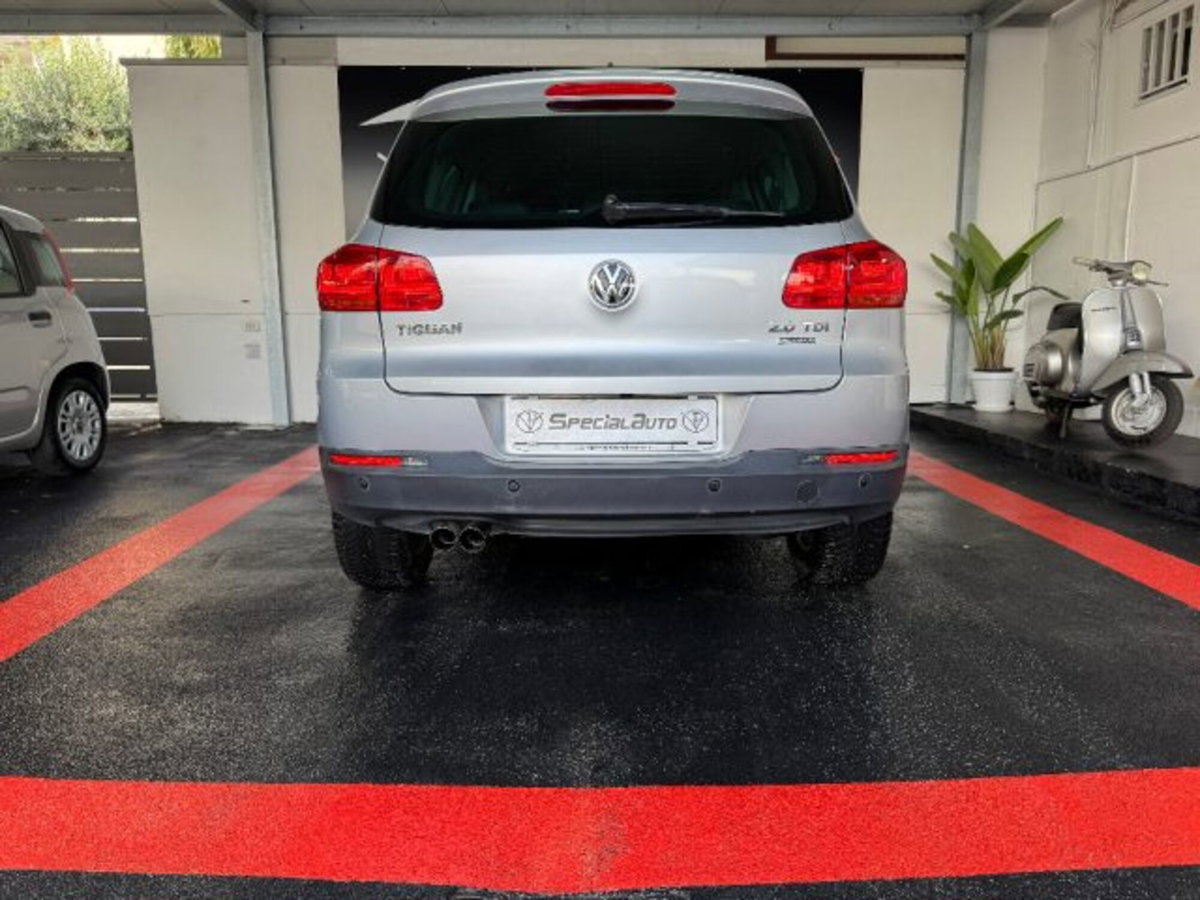 Volkswagen Tiguan 2.0 TDI 140 CV 4MOTION Track & Style (16)
