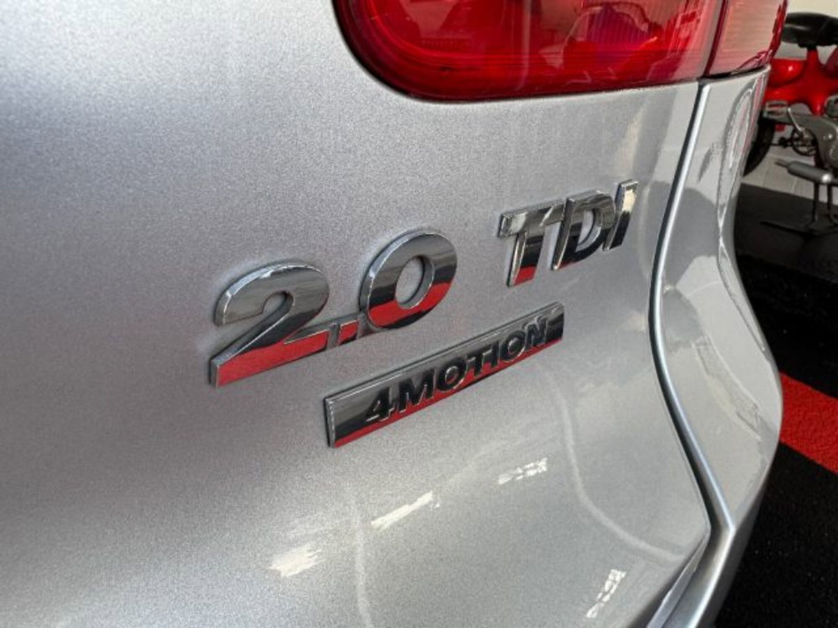 Volkswagen Tiguan 2.0 TDI 140 CV 4MOTION Track & Style (17)