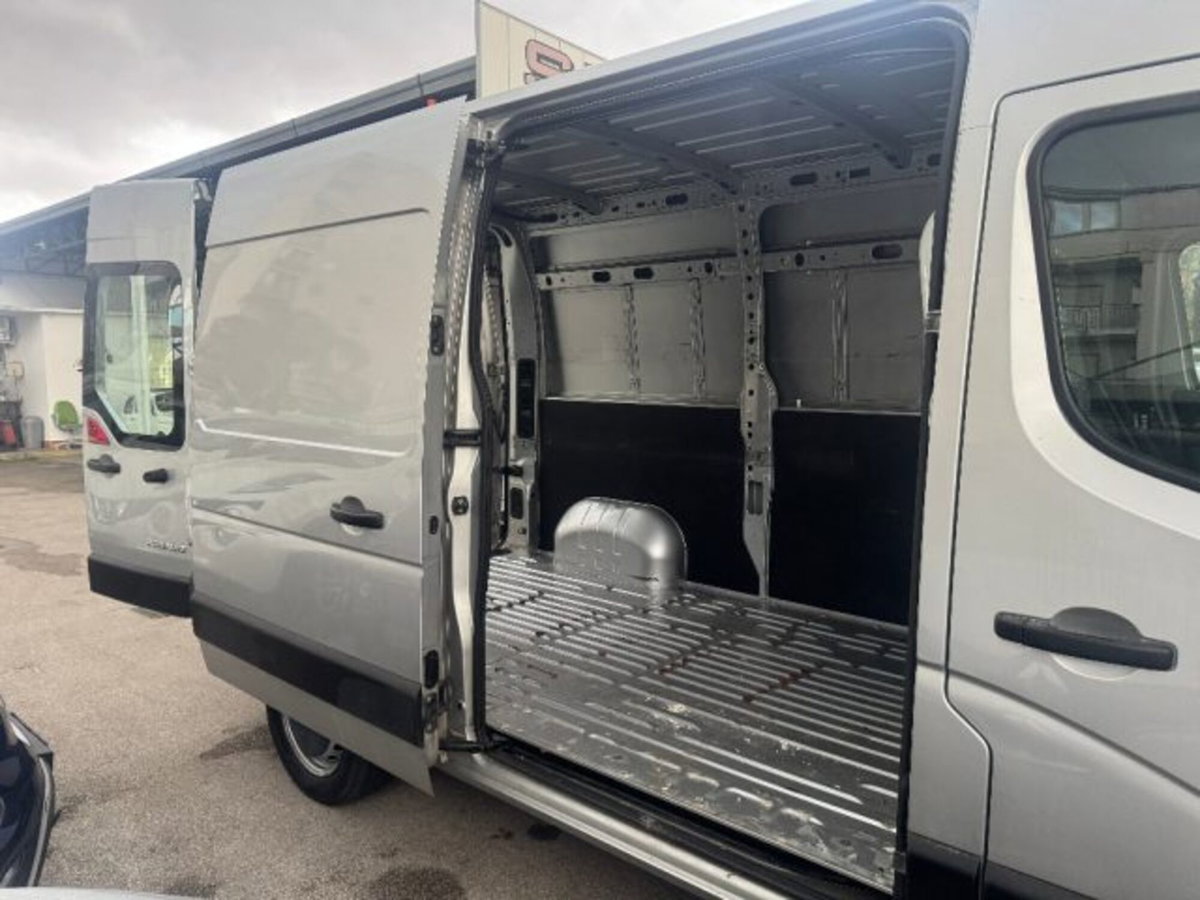 Renault Master Furgone T35 2.3 dCi 150 PC-TM Furgone Energy Ice (8)