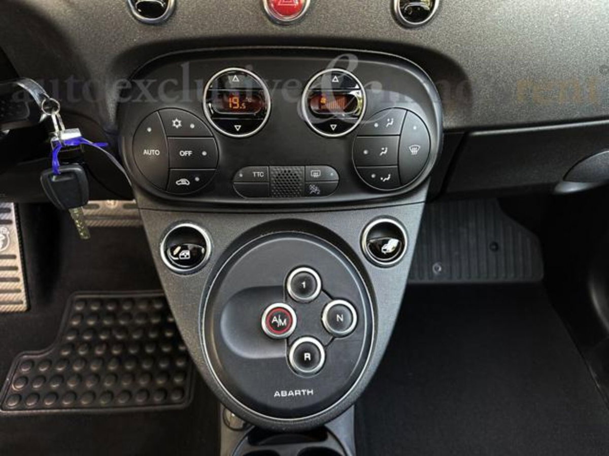 Abarth 595 595 1.4 Turbo T-Jet 180 CV Esseesse (11)