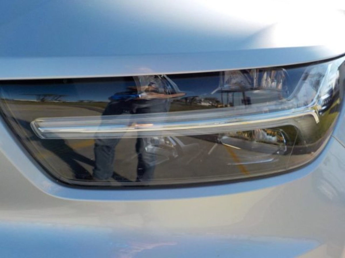Volvo XC40 D4 AWD Geartronic (10)