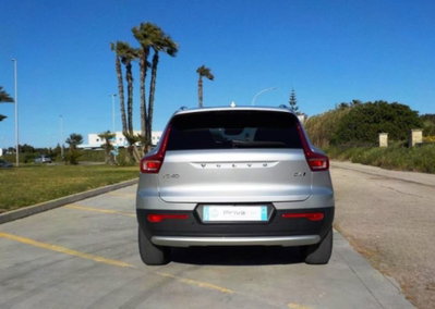 Volvo XC40 D4 AWD Geartronic (6)