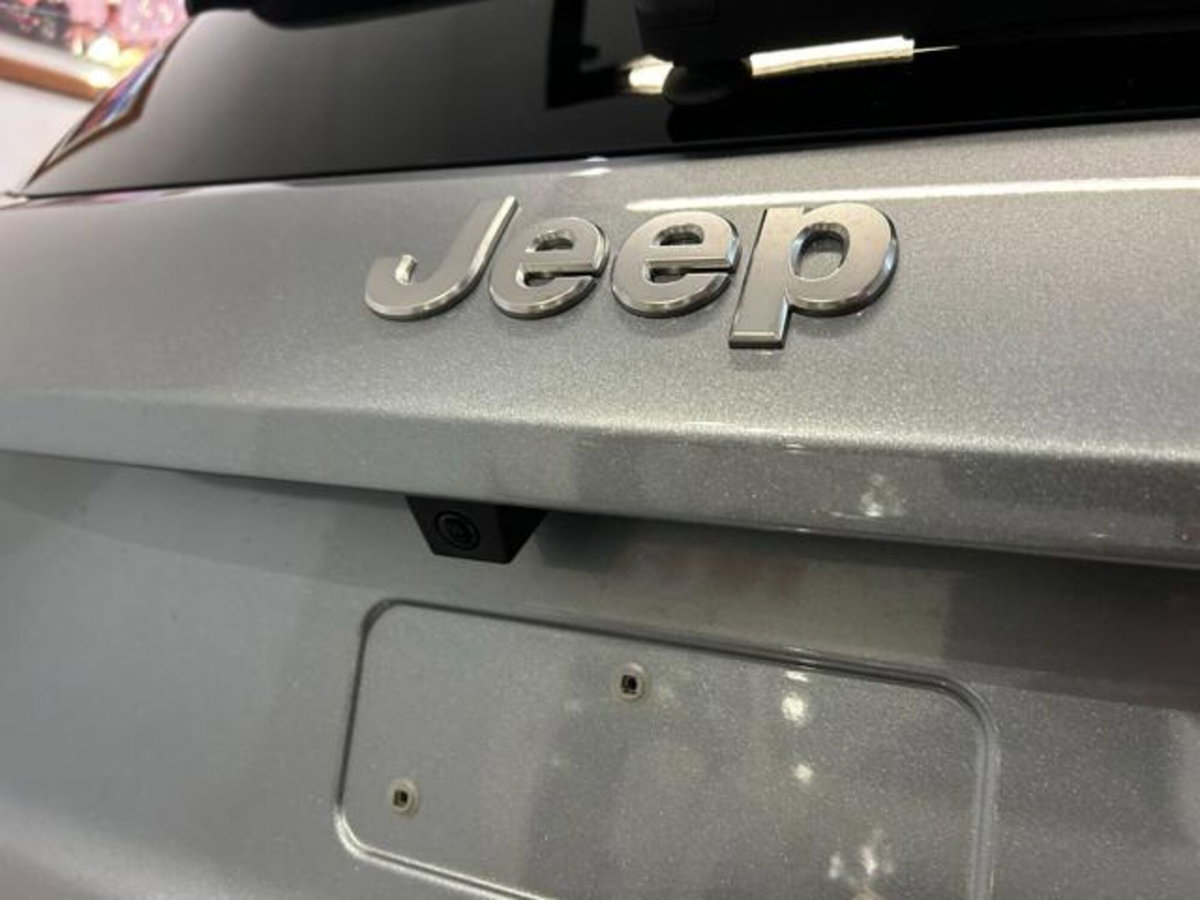 Jeep Avenger 1.2 turbo Summit fwd 100cv (8)