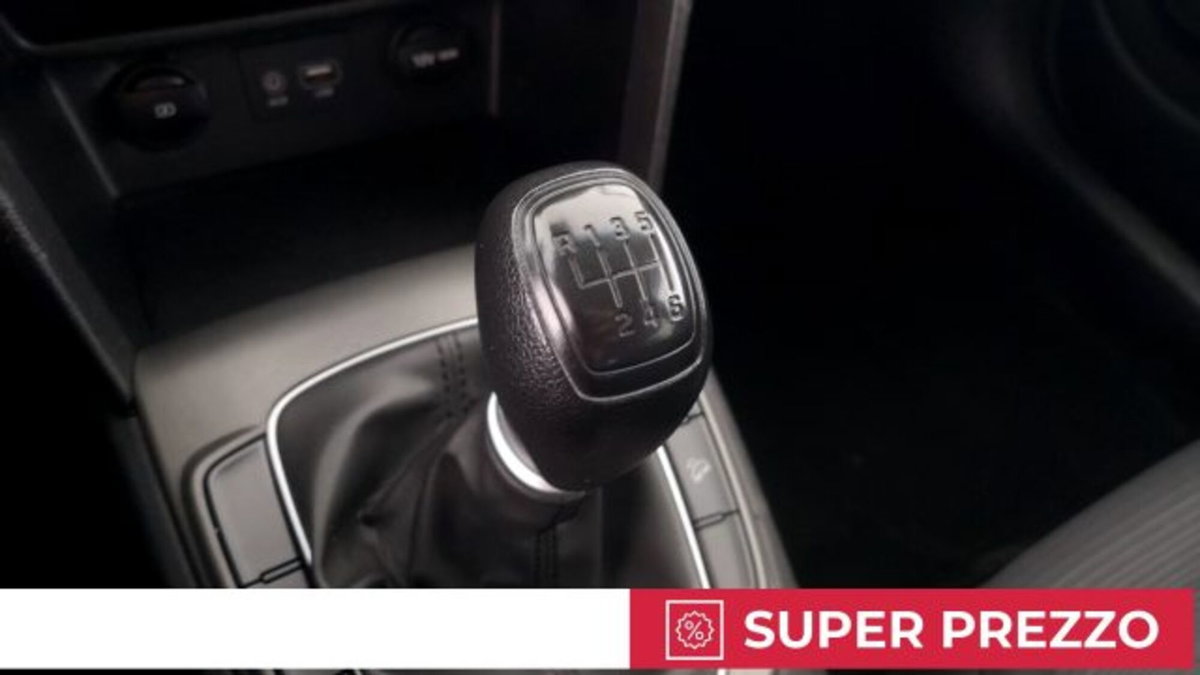 Hyundai Kona 1.6 CRDI 115 CV XTech (14)