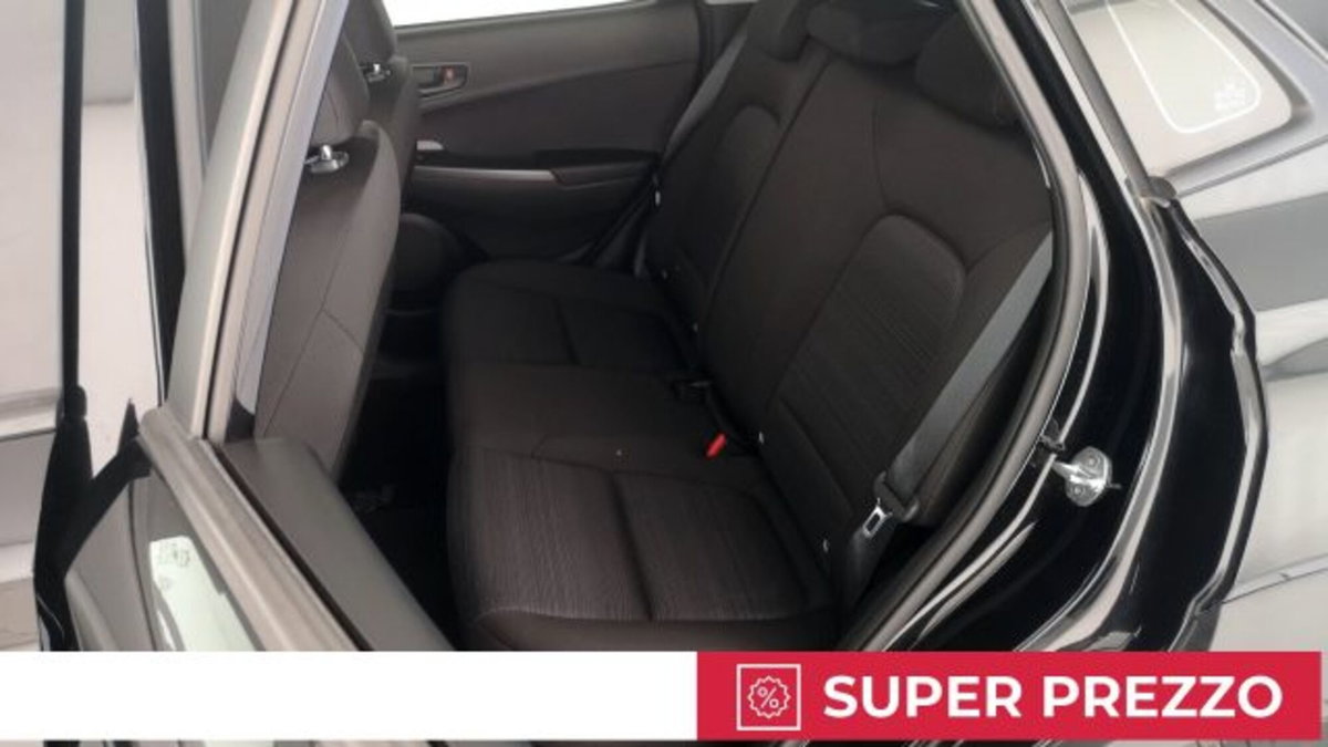 Hyundai Kona 1.6 CRDI 115 CV XTech (15)