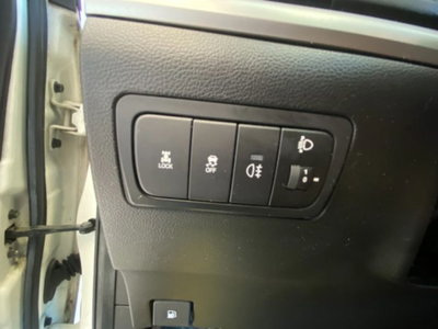 Ssangyong Korando 2.0 2WD MT GPL C (12)