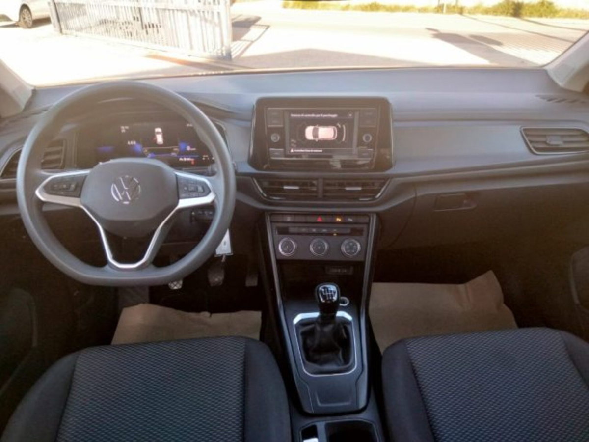 Volkswagen T-Roc 1.0 TSI Life (5)