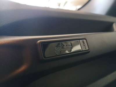 Jeep Renegade 1.6 Mjt 130 CV 80th Anniversary (14)
