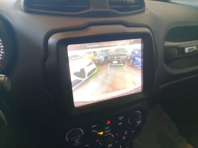 Jeep Renegade 1.6 Mjt 130 CV 80th Anniversary (15)