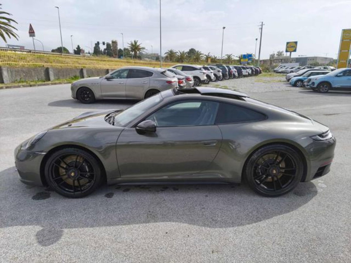Porsche 911 Coupé Coupe 3.0 Carrera 4 GTS (10)