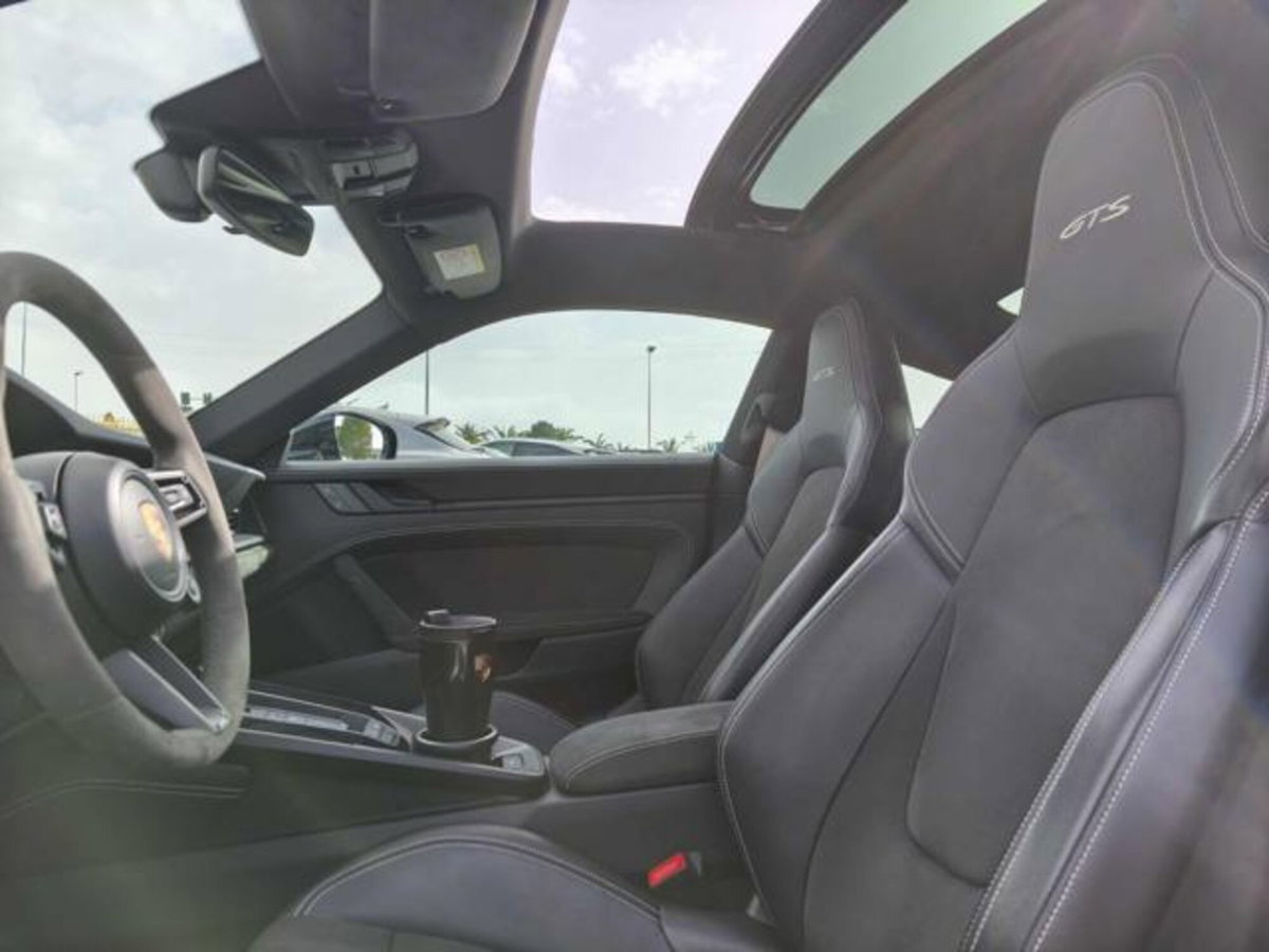 Porsche 911 Coupé Coupe 3.0 Carrera 4 GTS (12)