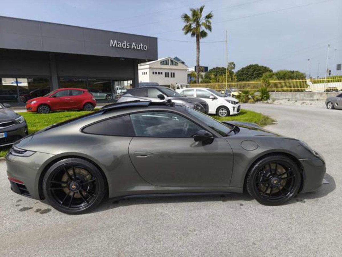 Porsche 911 Coupé Coupe 3.0 Carrera 4 GTS (7)