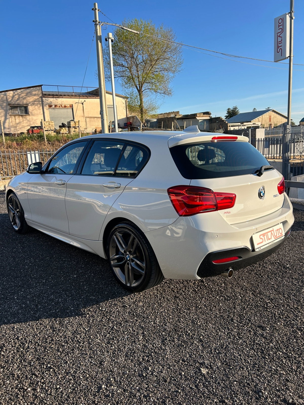 BMW Serie 1 116d 2.0 116CV cat 5 porte Attiva DPF (4)