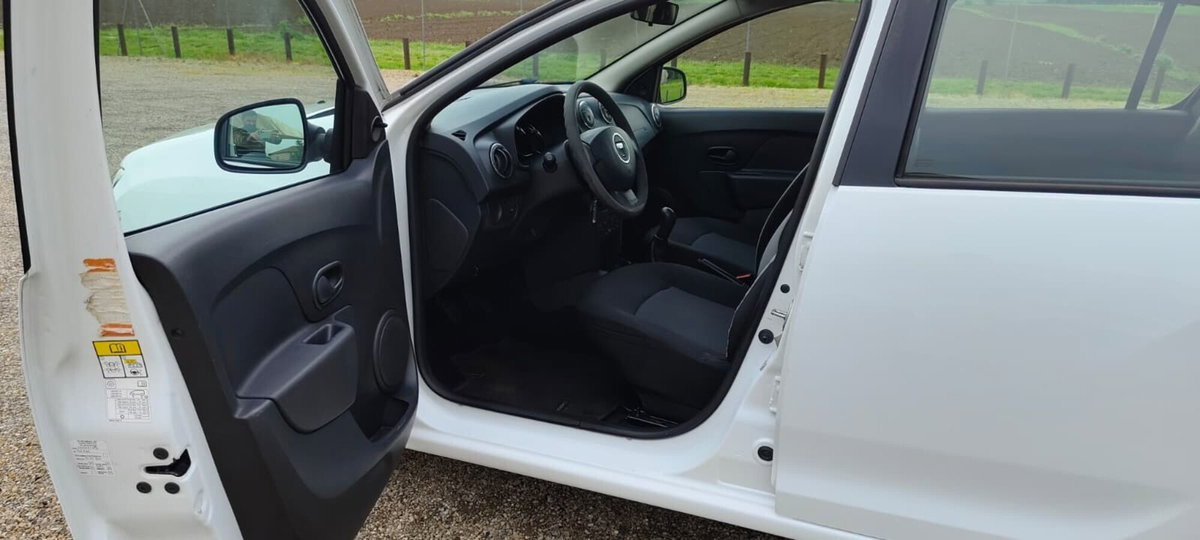 Dacia Sandero 0.9 TCe 12V TurboGPL 90CV Start&Stop Ambiance (13)