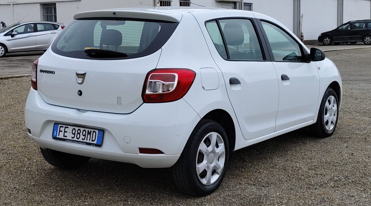 Dacia Sandero 0.9 TCe 12V TurboGPL 90CV Start&Stop Ambiance (7)