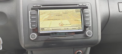 Volkswagen Touran 2.0 TDI 140 CV DSG Highline (18)