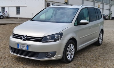Volkswagen Touran 2.0 TDI 140 CV DSG Highline (20)