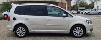 Volkswagen Touran 2.0 TDI 140 CV DSG Highline (5)