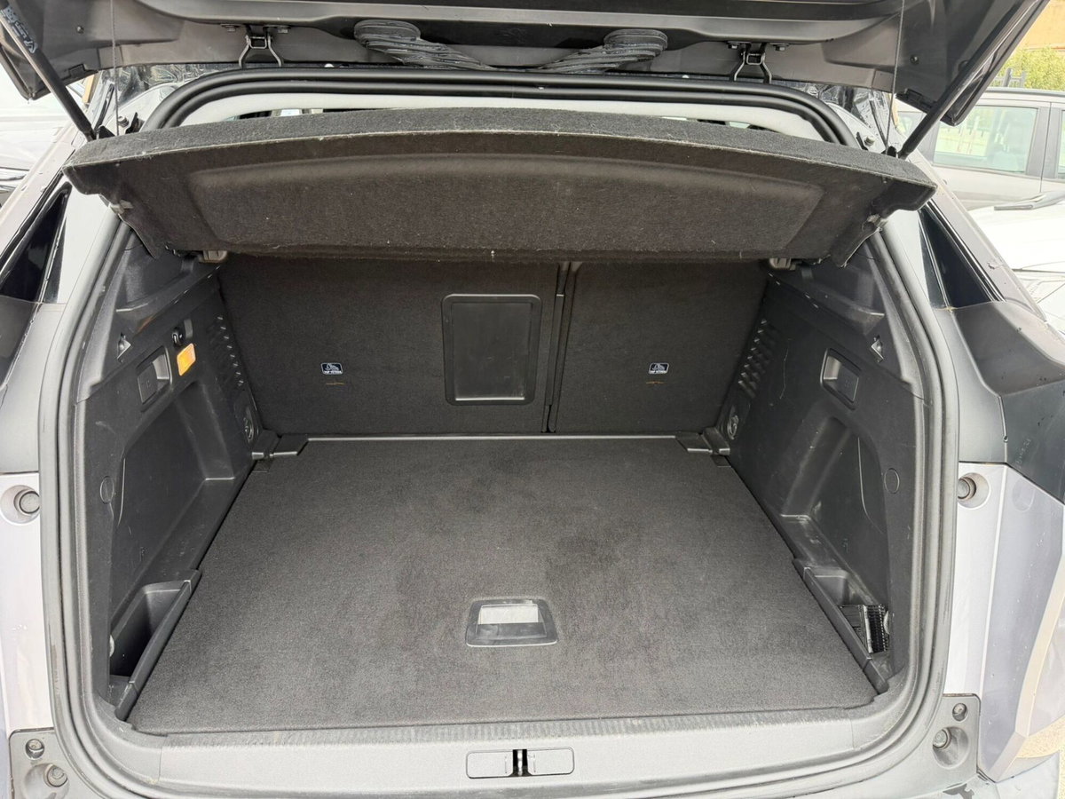 Peugeot 3008 BlueHDi 130 S&S EAT8 Allure Pack (13)