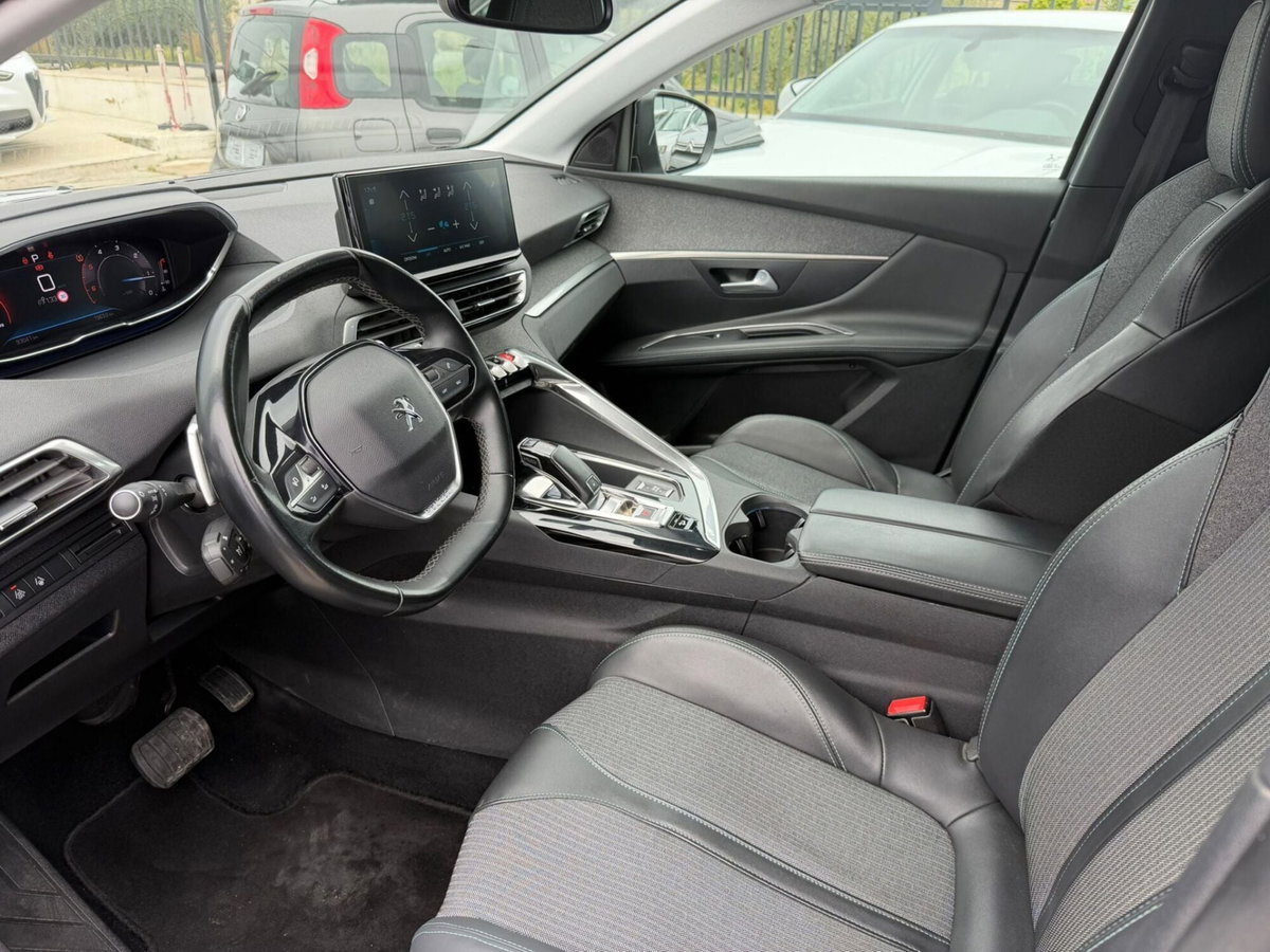 Peugeot 3008 BlueHDi 130 S&S EAT8 Allure Pack (8)