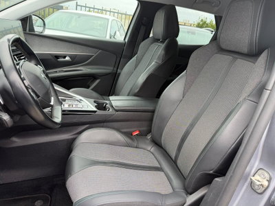 Peugeot 3008 BlueHDi 130 S&S EAT8 Allure Pack (9)