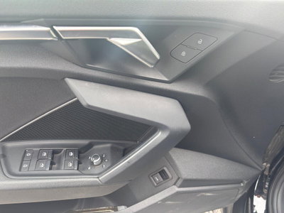 Audi A3 Sportback 30 TDI S tronic Business Advanced (12)