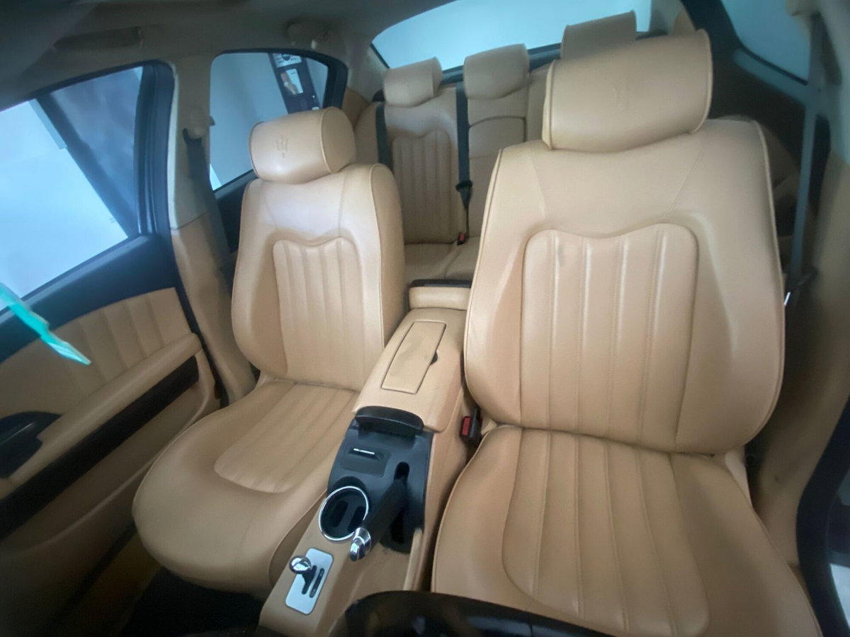 Maserati Quattroporte 4.2 V8 Automatica (18)