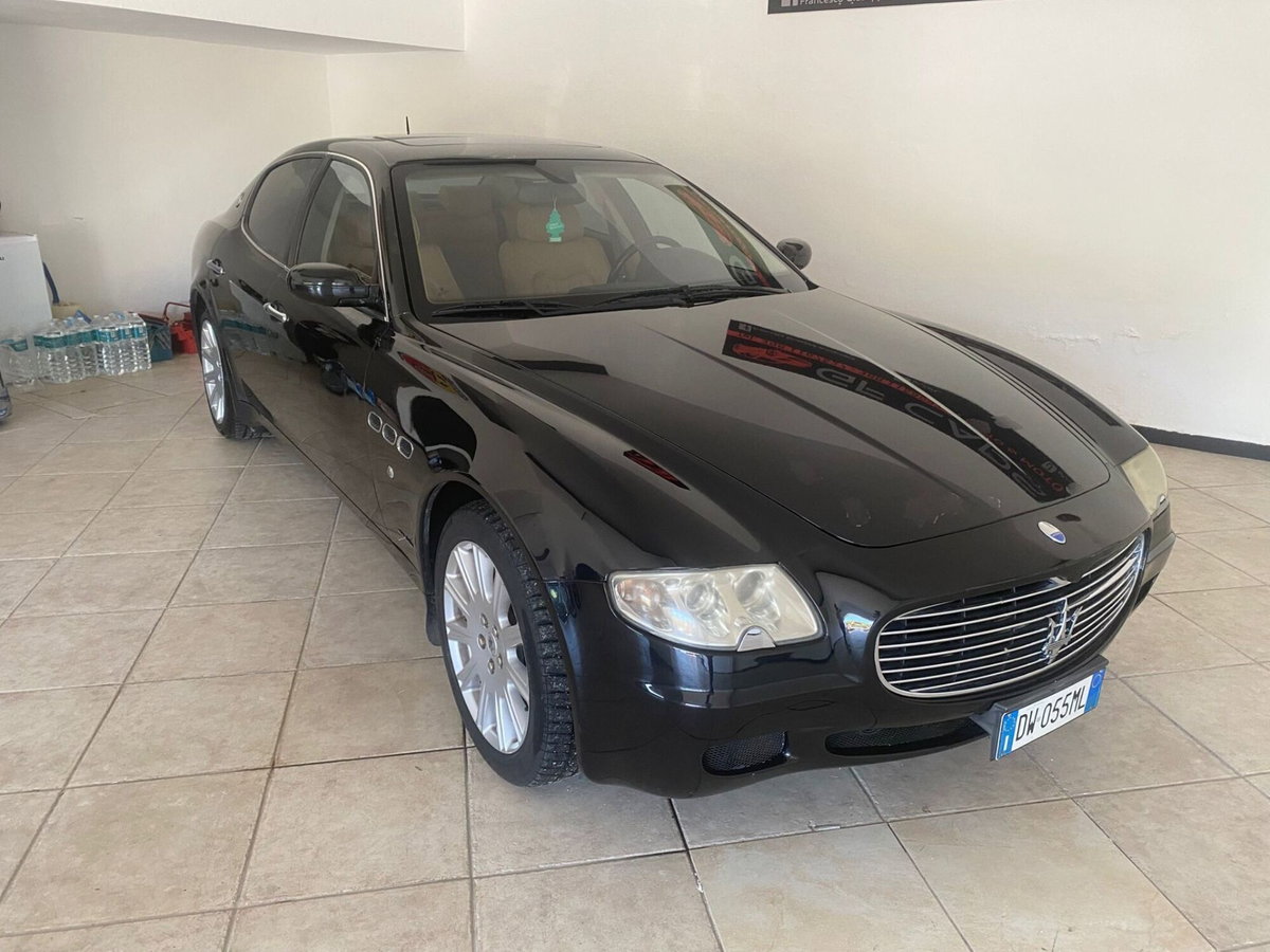 Maserati Quattroporte 4.2 V8 Automatica (4)