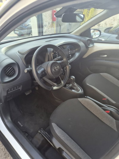 Toyota Aygo X 1.0 VVT-i 72 CV 5 porte Limited S-CVT (10)