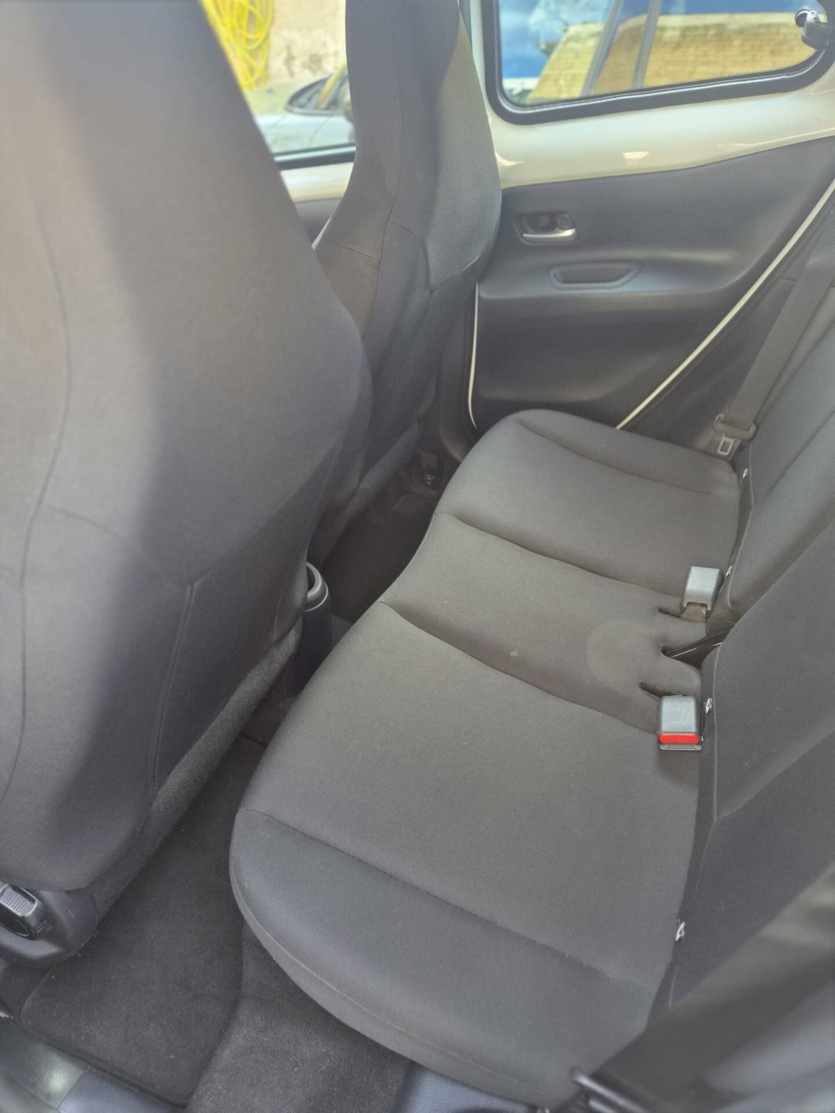 Toyota Aygo X 1.0 VVT-i 72 CV 5p. Undercover S-CVT (11)