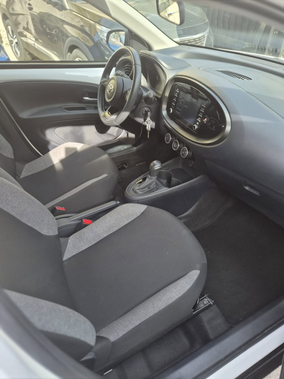 Toyota Aygo X 1.0 VVT-i 72 CV 5p. Undercover S-CVT (13)