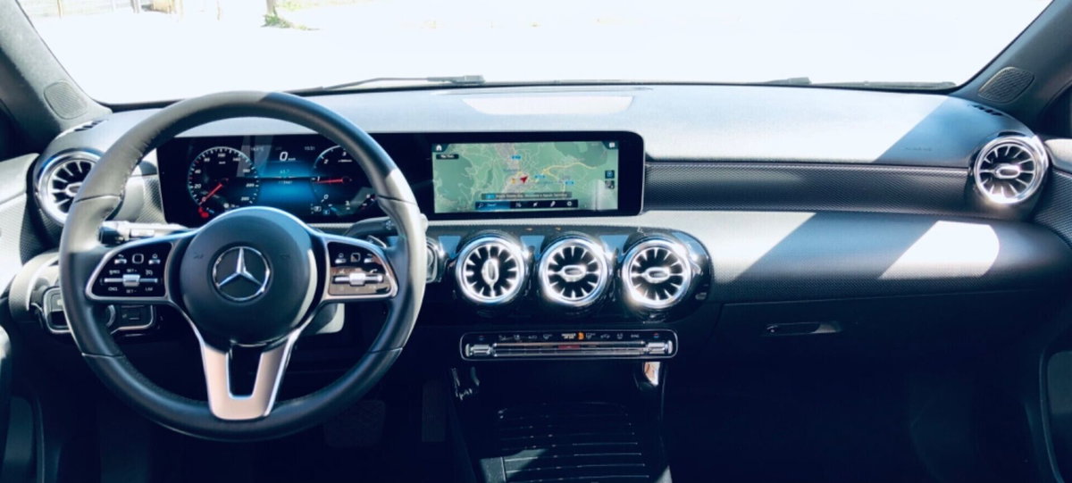 Mercedes-Benz Classe A 180 d Automatic Sport (16)