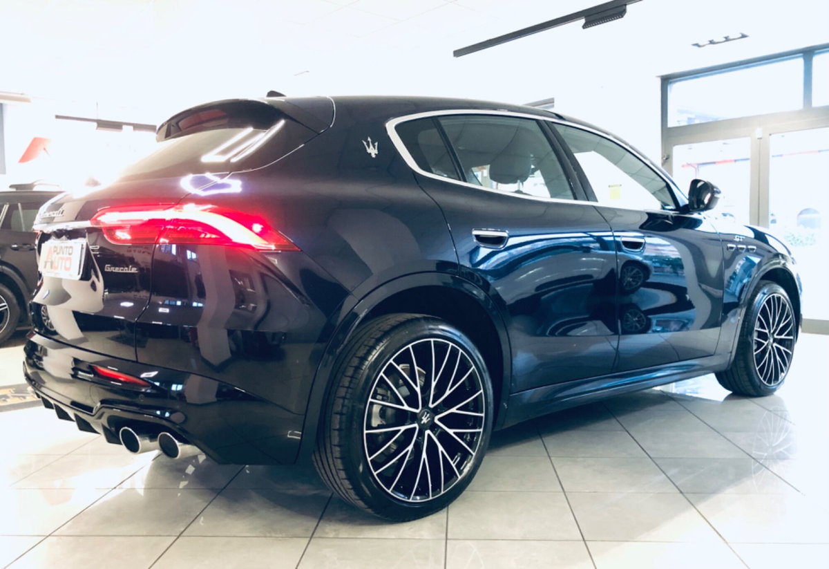 Maserati Grecale 2.0 MHEV 300 CV GT PrimaSerie (15)