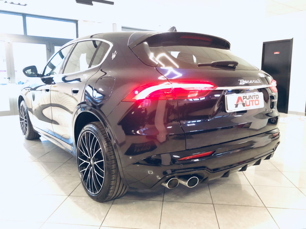 Maserati Grecale 2.0 MHEV 300 CV GT PrimaSerie (17)