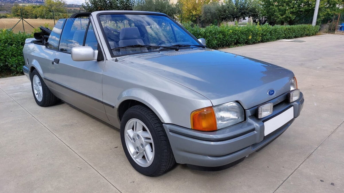 Ford Escort Cabrio 1.4 Cabriolet Ghia (3)
