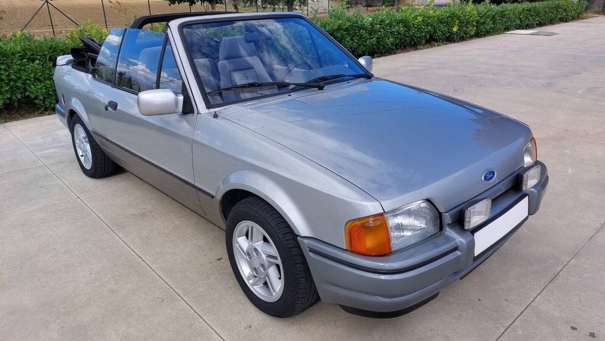 Ford Escort Cabrio 1.4 Cabriolet Ghia (5)