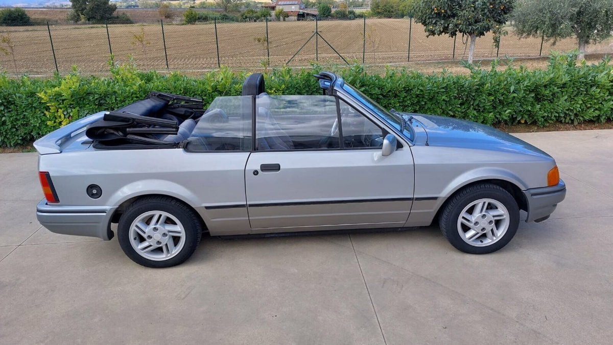 Ford Escort Cabrio 1.4 Cabriolet Ghia (6)