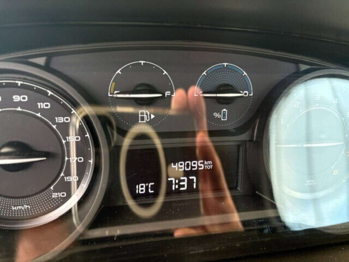 Lancia Ypsilon 1.0 FireFly 5 porte S&S Hybrid Gold Plus (3)