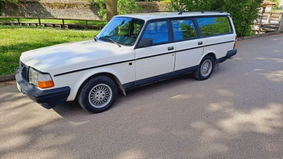 Volvo 240 Station Wagon cat Station Wagon GLT (14)