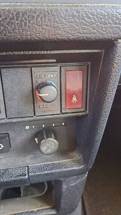 Volvo 240 Station Wagon cat Station Wagon GLT (6)