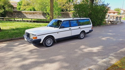 Volvo 240 Station Wagon cat Station Wagon GLT (7)