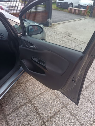 Opel Corsa 1.2 5 porte n-Joy (10)