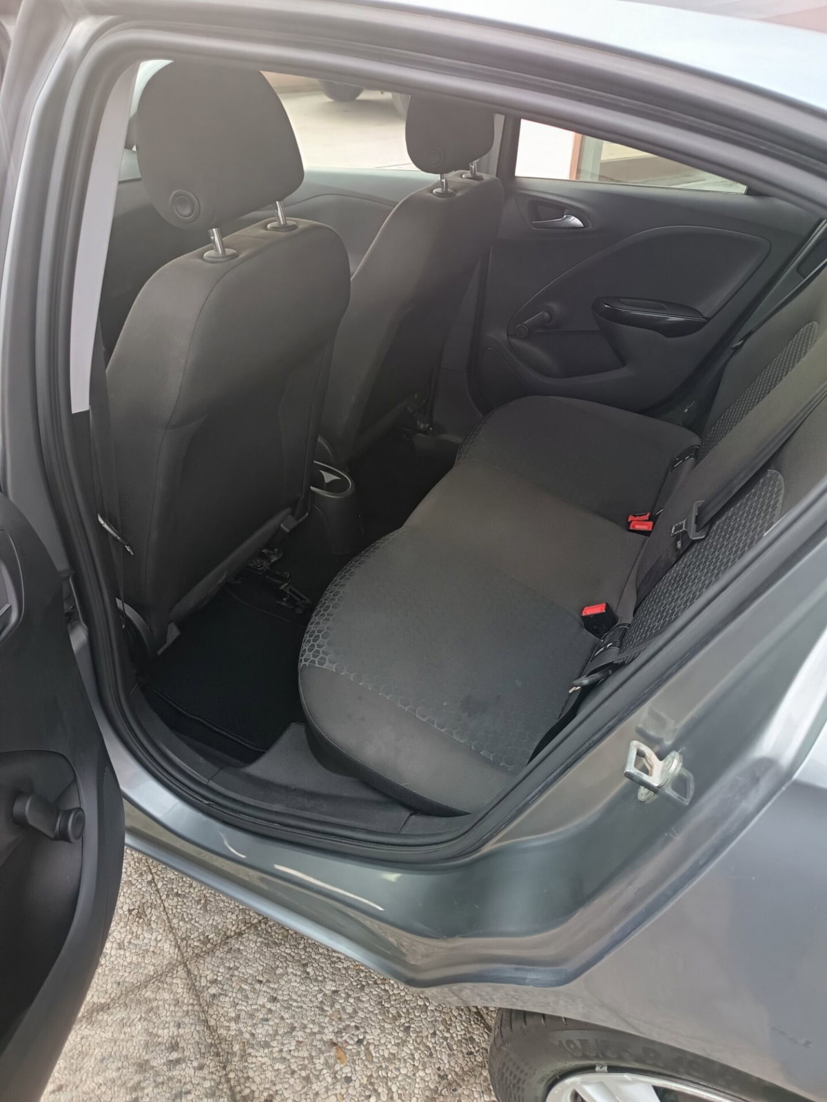 Opel Corsa 1.2 5 porte n-Joy (9)