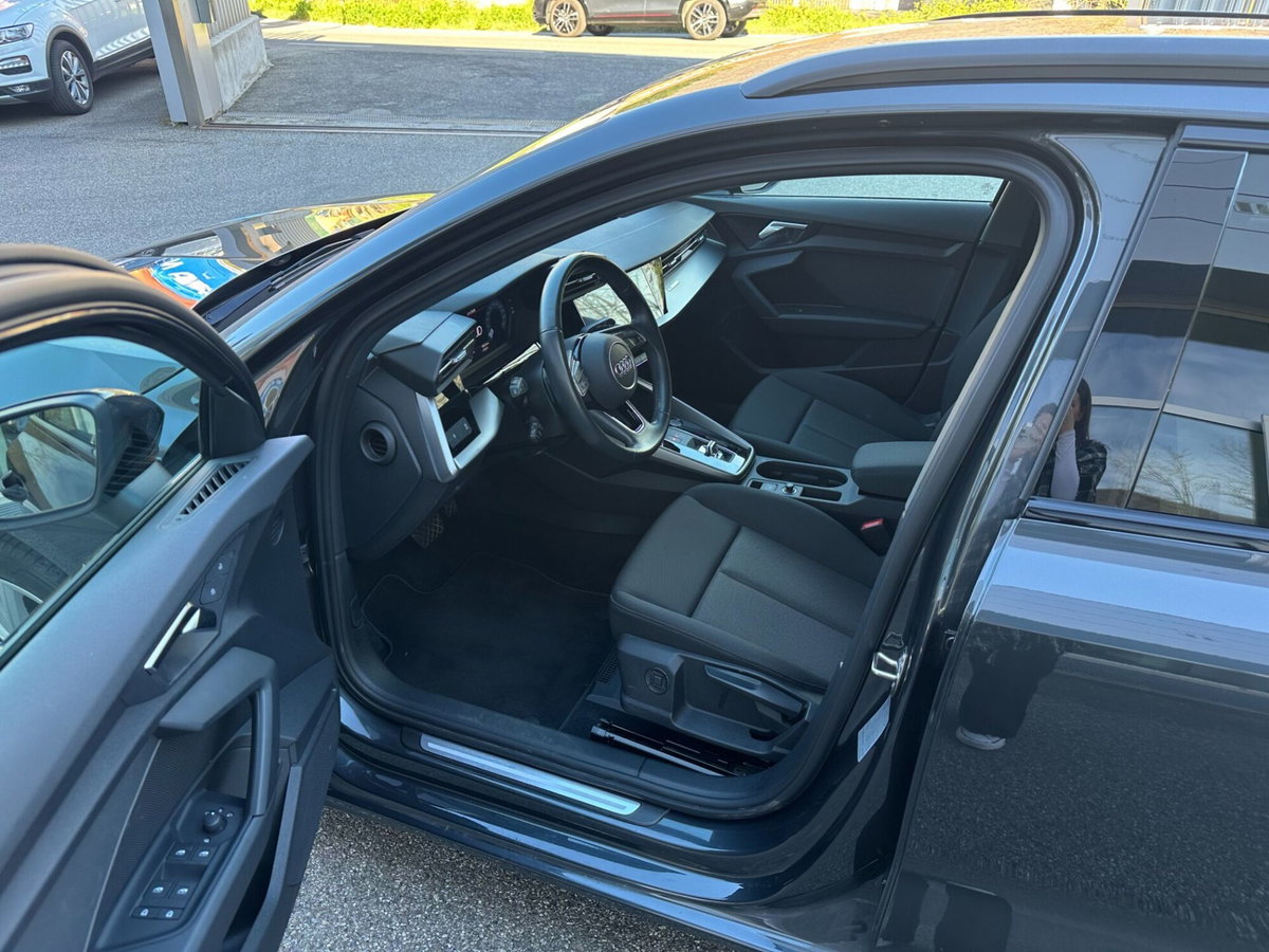 Audi A3 Sportback 30 TFSI Business Advanced (10)