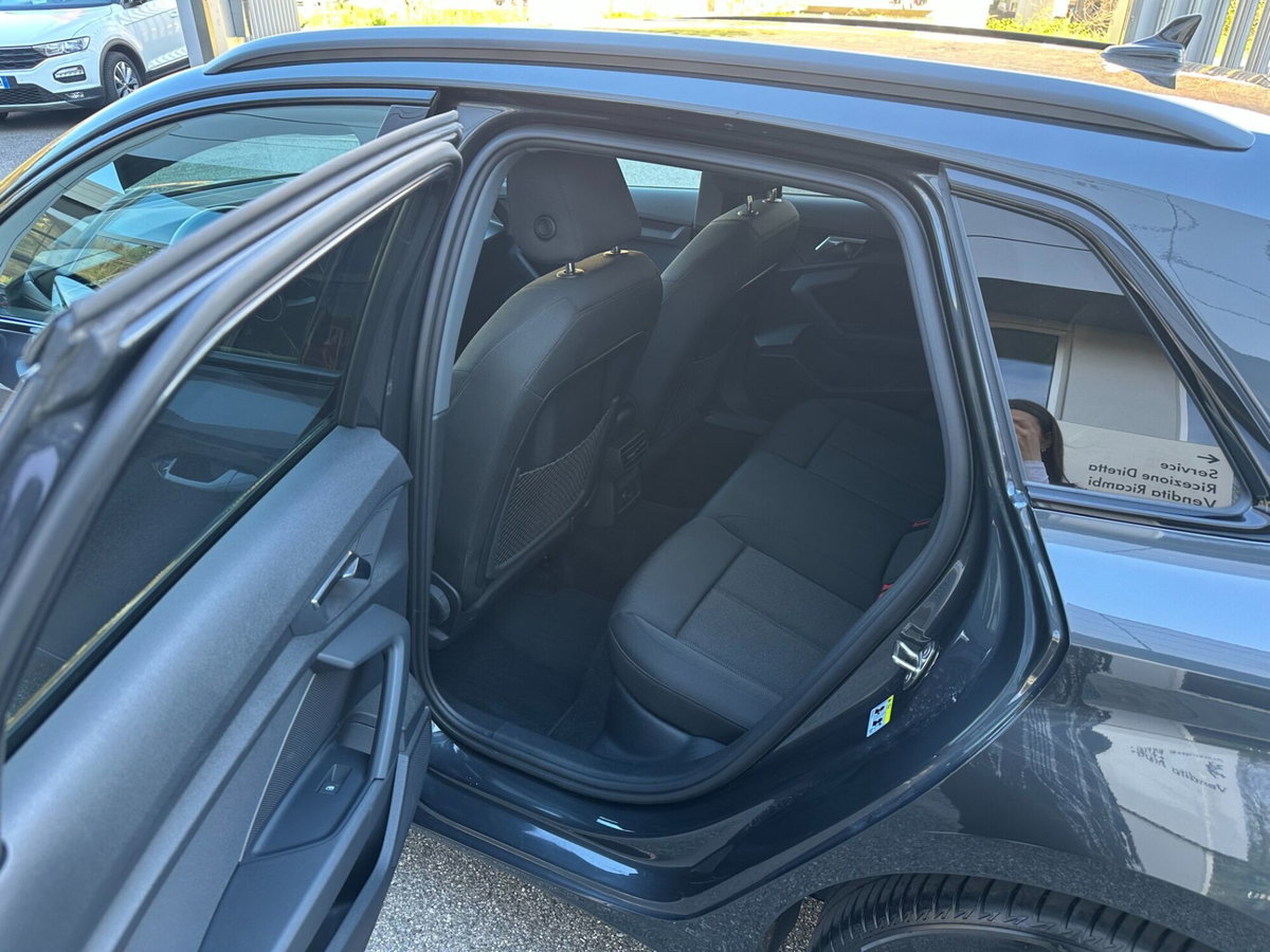 Audi A3 Sportback 30 TFSI Business Advanced (11)
