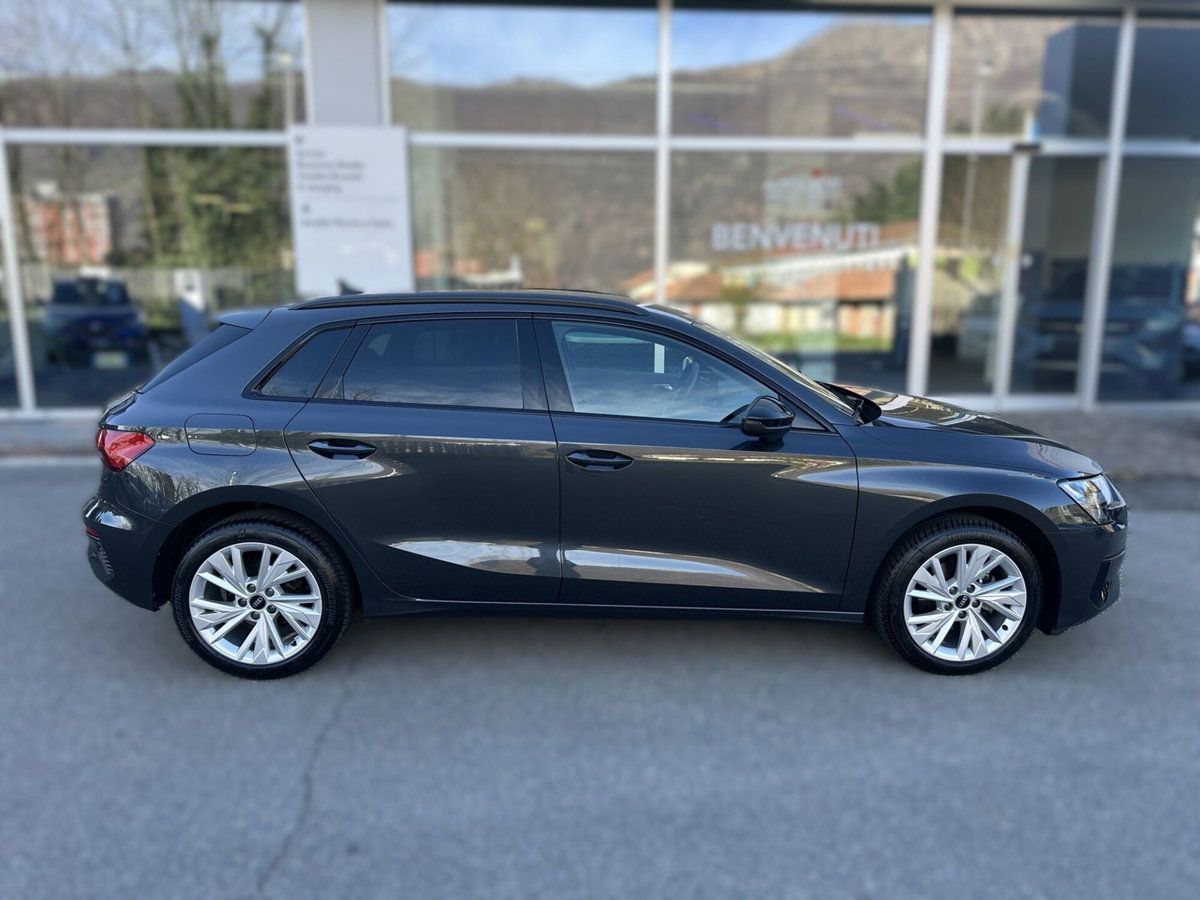 Audi A3 Sportback 30 TFSI Business Advanced (8)