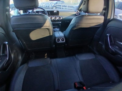 Mercedes-Benz Classe A 180 d Automatic Premium (18)