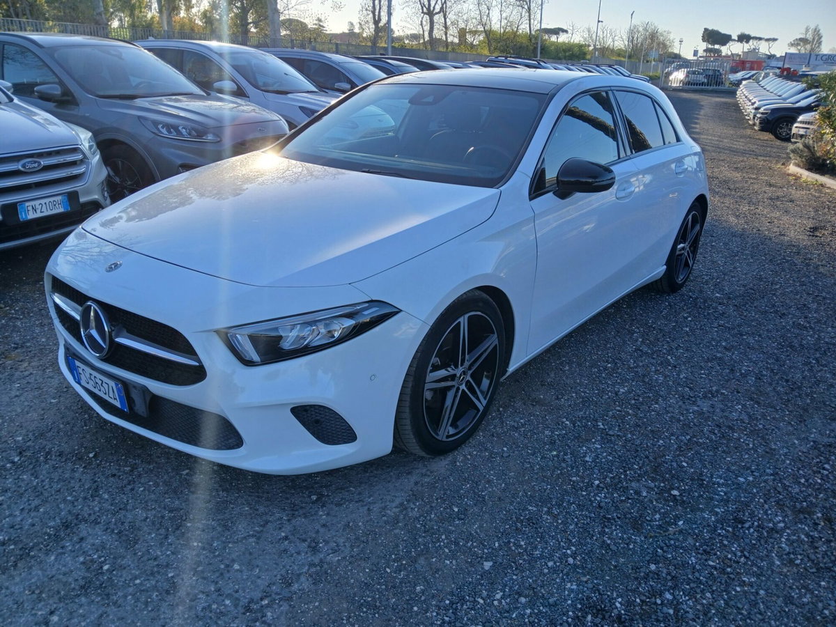 Mercedes-Benz Classe A 180 d Automatic Premium (2)