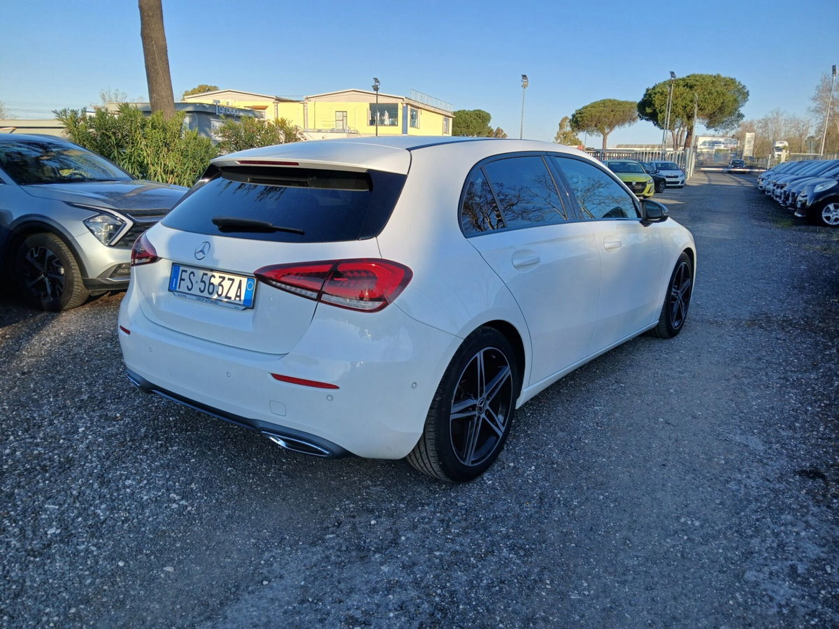 Mercedes-Benz Classe A 180 d Automatic Premium (5)